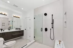 708 E 41st St, Chicago, IL 60653 - Photo 25