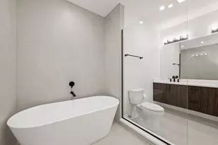 708 E 41st St, Chicago, IL 60653 - Photo 21