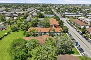 8996 Kennedy Dr, Des Plaines, IL 60016 - Photo 25