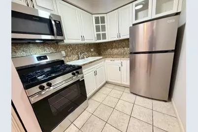 5348 N Cumberland Avenue #300, Chicago, IL 60656 - Photo 5