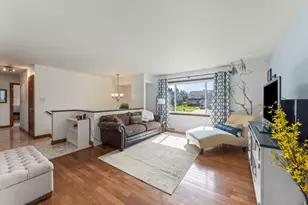 1219 N Itasca Rd, Addison, IL 60101 - Photo 5