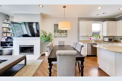 1732 W Diversey Parkway #2W, Chicago, IL 60614 - Photo 5