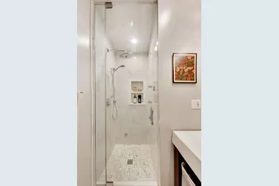 1732 W Diversey Parkway #2W, Chicago, IL 60614 - Photo 15