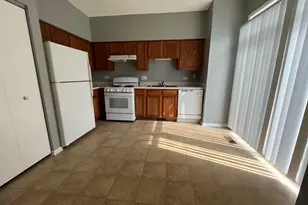 3102 Alyssa St, Plano, IL 60545 - Photo 3