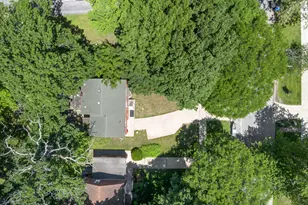 10742 S Longwood Dr, Chicago, IL 60643 - Photo 23