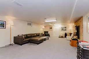 6503 N Longmeadow Ave, Lincolnwood, IL 60712 - Photo 25