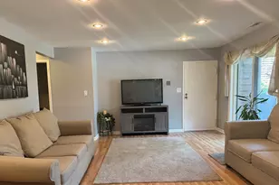 1787 W Algonquin Rd, Mount Prospect, IL 60056 - Photo 13