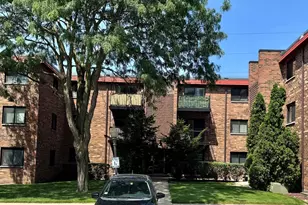 1787 W Algonquin Rd, Mount Prospect, IL 60056 - Photo 1