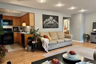 1787 W Algonquin Rd, Mount Prospect, IL 60056 - Photo 3
