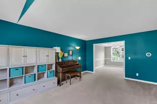 210 Goldenrod Dr, Savoy, IL 61874 - Photo 3