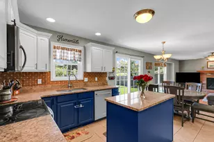 210 Goldenrod Dr, Savoy, IL 61874 - Photo 13