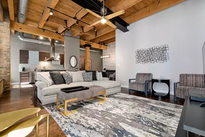 154 W Hubbard Street #203, Chicago, IL 60654 - Photo 7