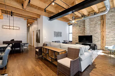 154 W Hubbard Street #203, Chicago, IL 60654 - Photo 9