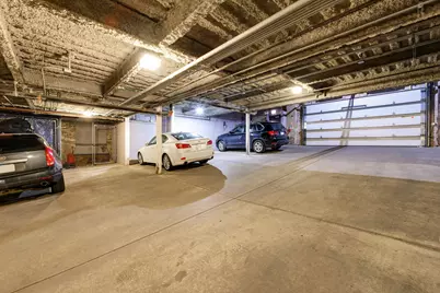 154 W Hubbard Street #203, Chicago, IL 60654 - Photo 25