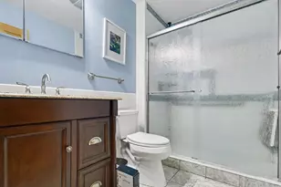 1724 Court St, McHenry, IL 60051 - Photo 9