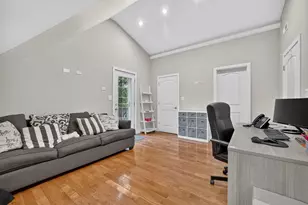 75 N 2nd Ave, Des Plaines, IL 60016 - Photo 19