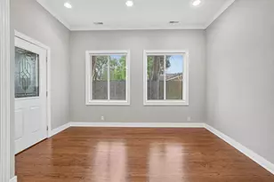 75 N 2nd Ave, Des Plaines, IL 60016 - Photo 11