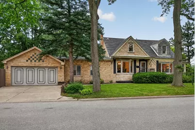 75 N 2nd Avenue, Des Plaines, IL 60016 - Photo 1