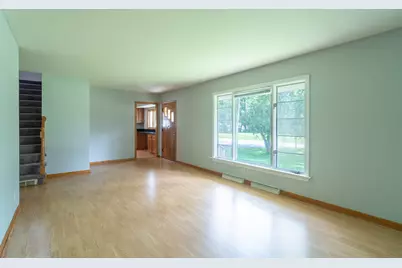 28916 W Main Street, Cary, IL 60013 - Photo 3