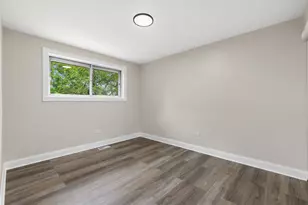 1055 Samson Dr, University Park, IL 60484 - Photo 15