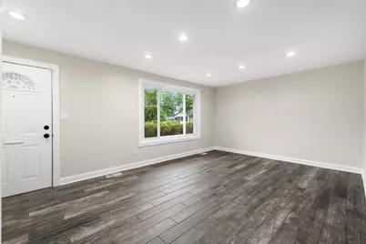 1055 Samson Drive, University Park, IL 60484 - Photo 3