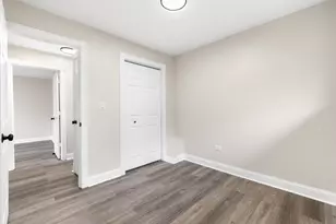 1055 Samson Dr, University Park, IL 60484 - Photo 11