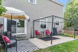 1879 Paddington Ave, Naperville, IL 60563 - Photo 5