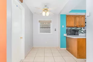 5351 W Waveland Ave, Chicago, IL 60641 - Photo 7