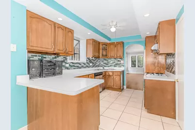 5351 W Waveland Avenue, Chicago, IL 60641 - Photo 5