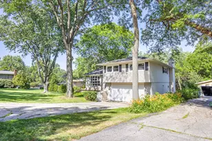 123 Kainer Ave, Barrington, IL 60010 - Photo 5