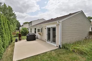 5049 Lichfield Dr, Hoffman Estates, IL 60010 - Photo 27