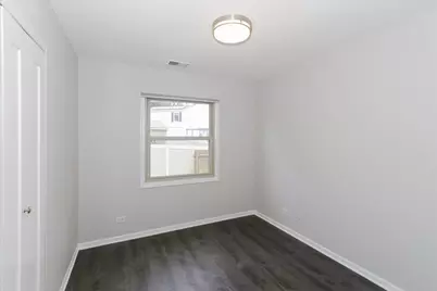5049 Lichfield Drive, Hoffman Estates, IL 60010 - Photo 19