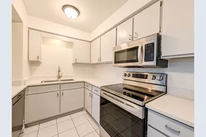 483 N Larch Avenue #204W, Elmhurst, IL 60126 - Photo 5