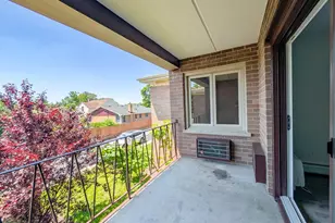 483 N Larch Ave, Elmhurst, IL 60126 - Photo 9