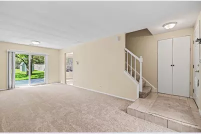 43 Stonefield Drive, Glendale Heights, IL 60139 - Photo 5
