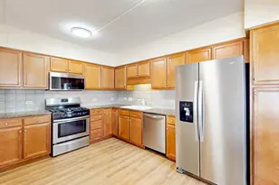 750 Pearson St, Des Plaines, IL 60016 - Photo 5