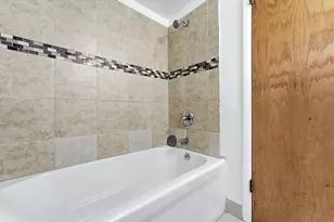 1460 Eagle Rd, Elgin, IL 60123 - Photo 21