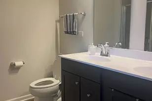936 Jenkins Ct, Wheeling, IL 60090 - Photo 7
