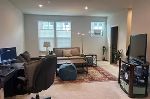 936 Jenkins Ct, Wheeling, IL 60090 - Photo 5