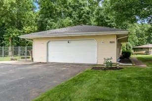 4636 Bobtail Cir, Rockford, IL 61109 - Photo 37