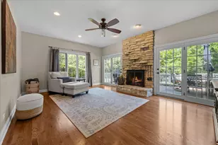 1100 Studio Ln, Riverwoods, IL 60015 - Photo 7