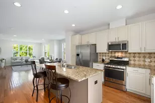 406 Concord Ct, Morton Grove, IL 60053 - Photo 11