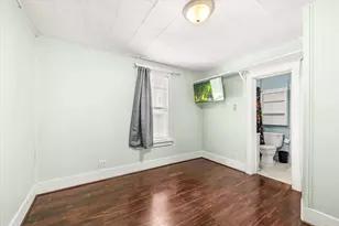 849 N 11th St, Dekalb, IL 60115 - Photo 9