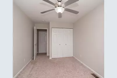 197 Uteg Street #201A, Crystal Lake, IL 60014 - Photo 15