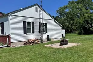 104 E Poplar St, Odin, IL 62870 - Photo 37