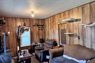 104 E Poplar St, Odin, IL 62870 - Photo 5