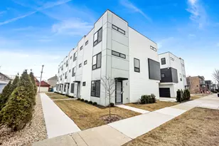 944 Beloit Ave, Forest Park, IL 60130 - Photo 1