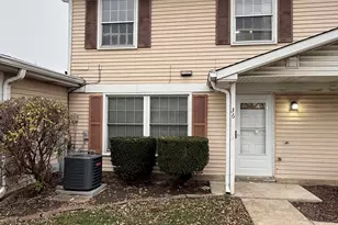 36 Wildwood Ln G Ln, Bolingbrook, IL 60440 - Photo 1