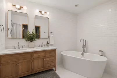 1634 N 76th Avenue, Elmwood Park, IL 60707 - Photo 19