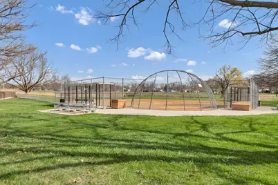 319 S Braintree Drive, Schaumburg, IL 60193 - Photo 27